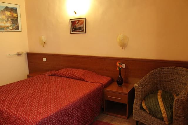 Single Room