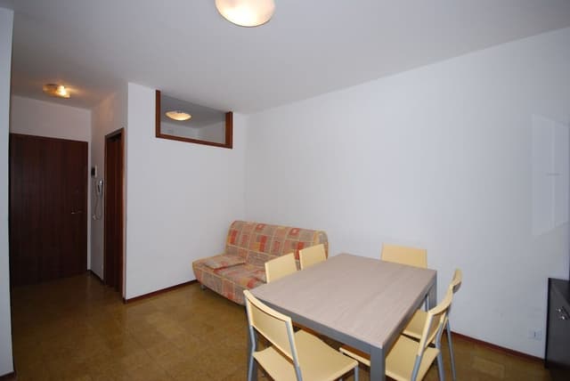 Studio (A-3)