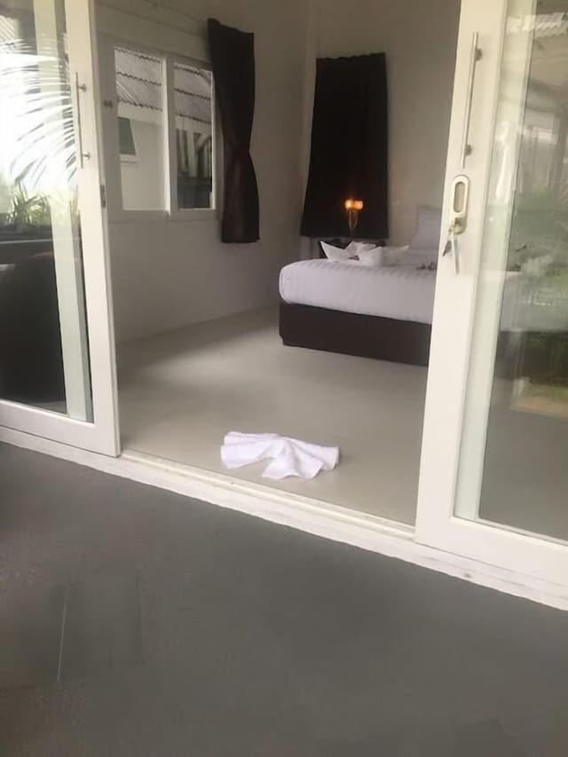 Garden Bungalow