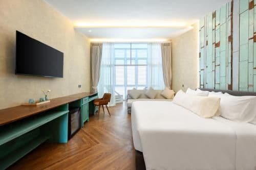 Premier Loft