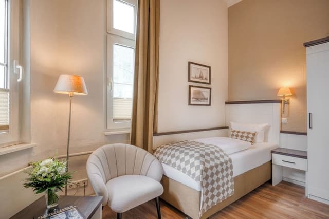 Classic Single Room