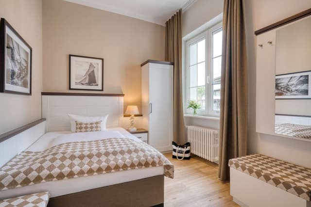 Classic Single Room