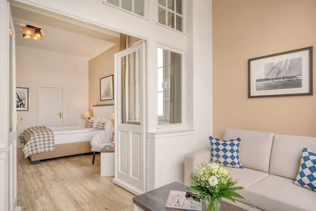Double Room, Ocean View (XL)