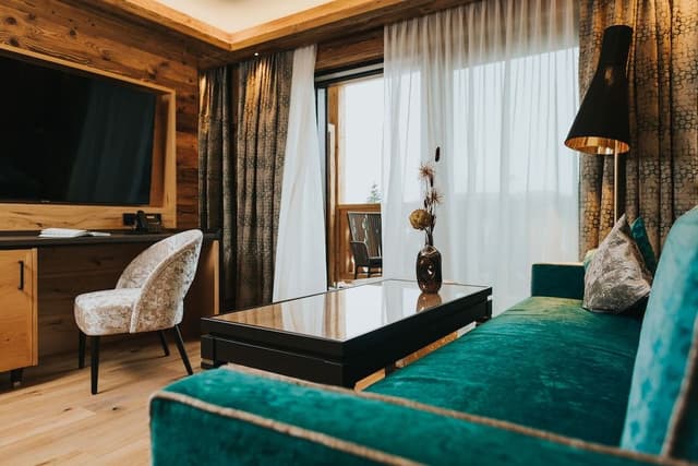 Exclusive Studio Suite