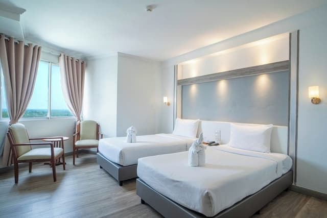 Deluxe Twin Room