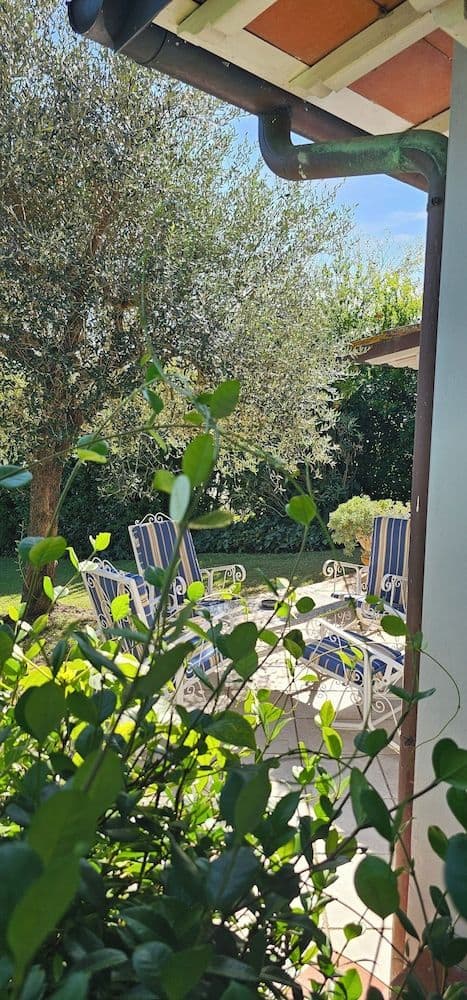 Suite, Garden View, Annex Building