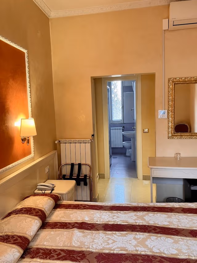 Classic Double Room