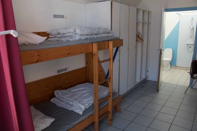 Family Room, Private Bathroom (6 Person)