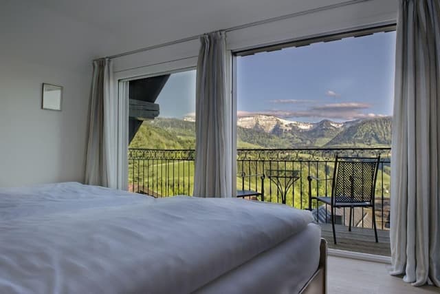 Deluxe Double Room, Balcony, Mountain View