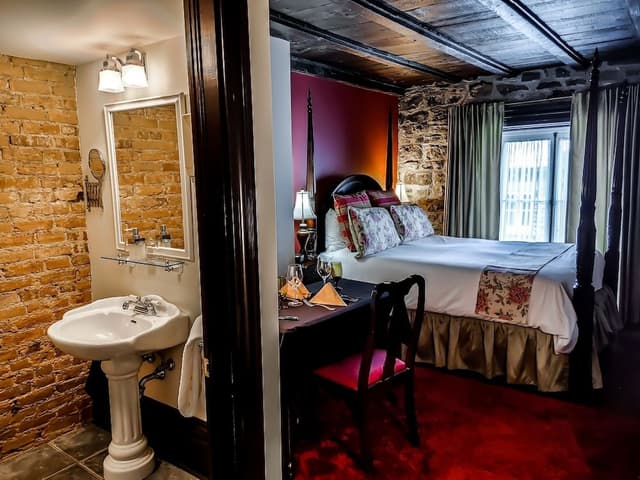 Classic Clos St-Louis - 3rd floor, no elevator
