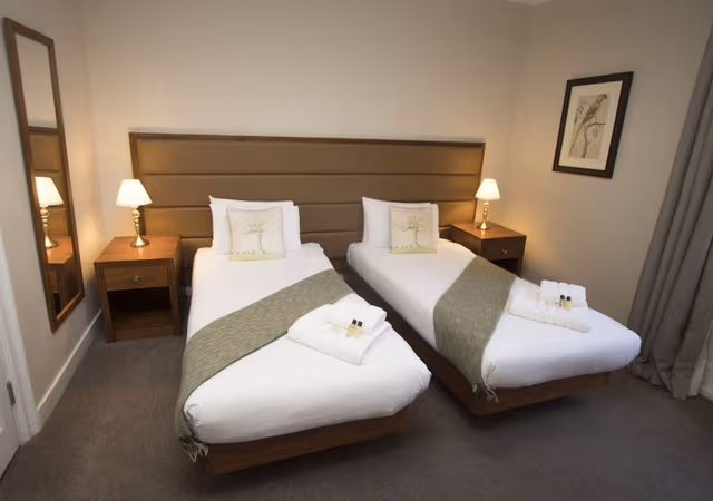 Twin Room, Ensuite