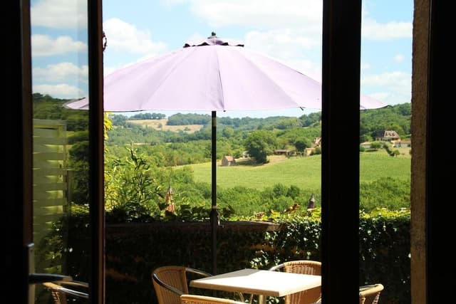 Chambre Triple Confort Terrasse Climatisée