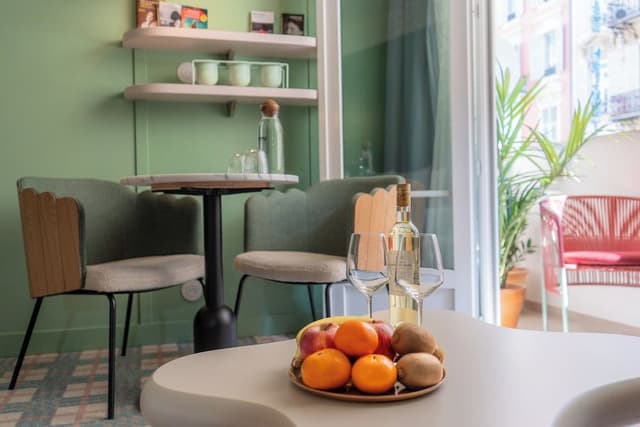 Studio Exécutif 22m² avec Balcon