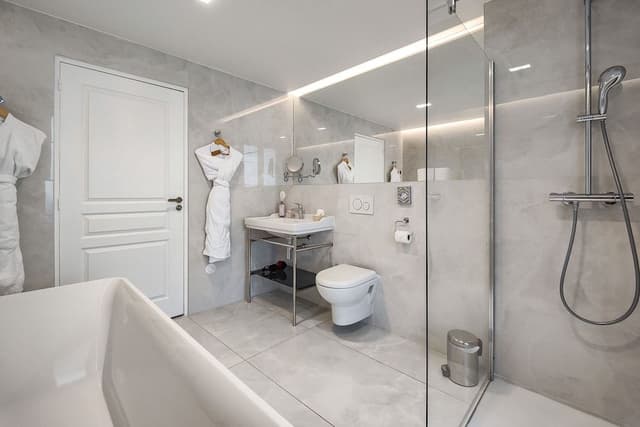 Studio Premium 32m² avec douche/baignoire