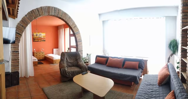 Condo, 3 Bedrooms