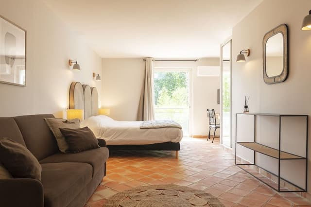 Deluxe Quadruple Room (sans ascenseur)