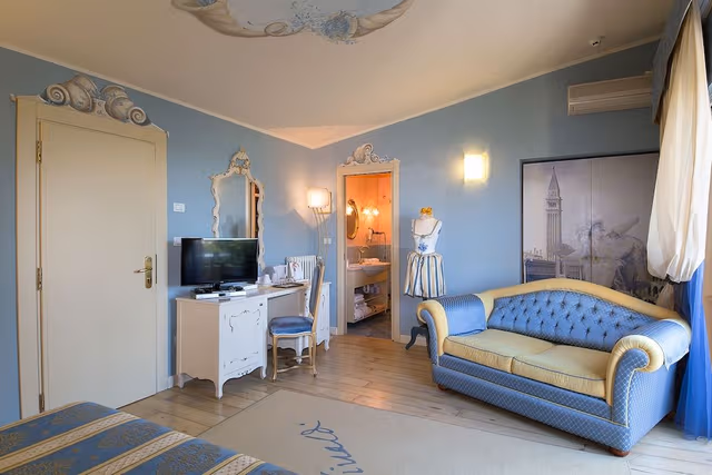 Deluxe Suite, Balcony