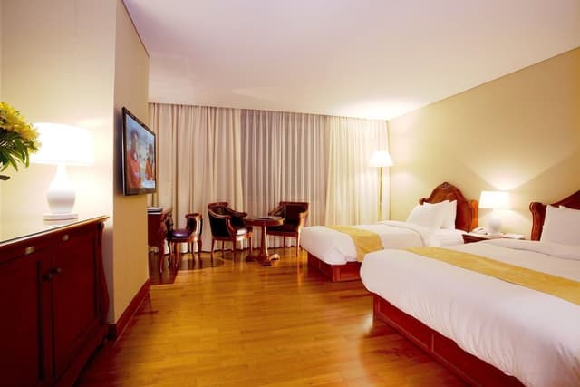 [2 rooms for 6 pax] same floor (1 Deluxe Twin+1 Deluxe Twin)