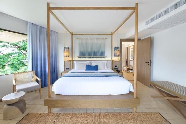 Executive King Room