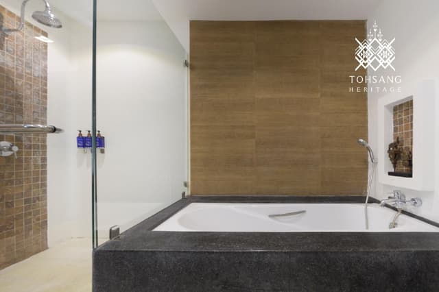 Executive King Room