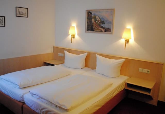 Economy Double Room