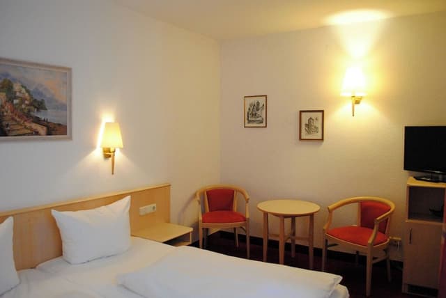 Economy Double Room