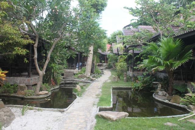 Superior Bungalow