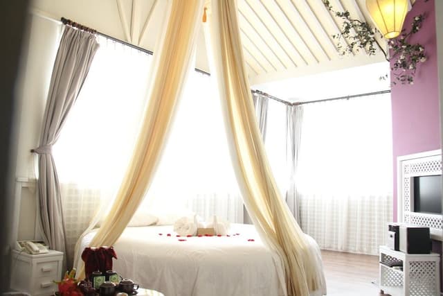 Romantic Room
