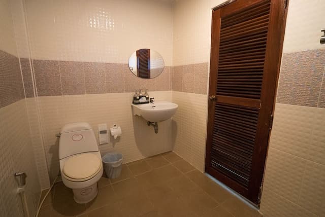 Superior Semi-detached Cottage