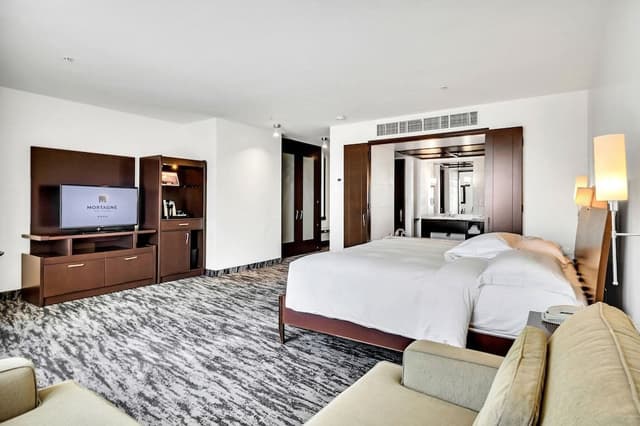 Room, 1 King Bed, Jetted Tub