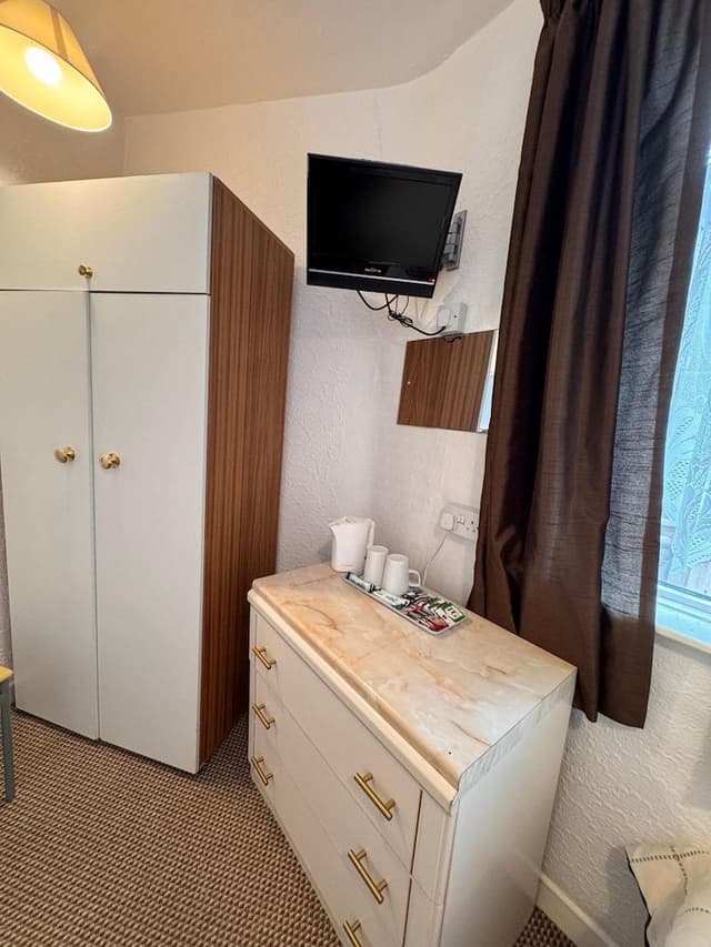 Basic Double Room, 1 Double Bed