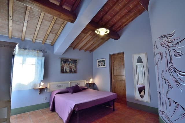 Double Room (1)