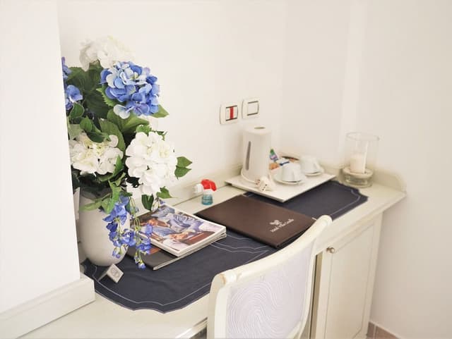 Standard Double Room, Balcony, Garden View