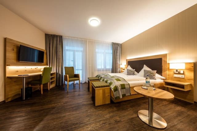 Deluxe Double Room, Refrigerator & Microwave
