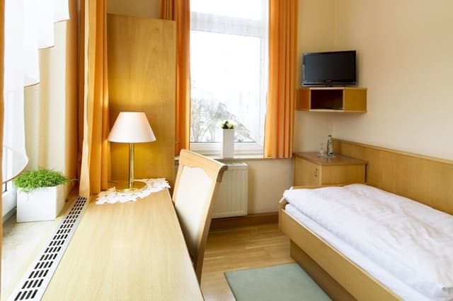 Standard Single Room