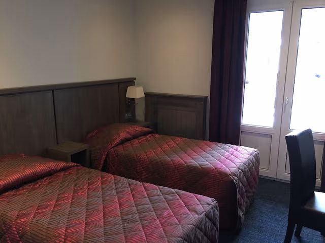 Twin Room, Mountain View