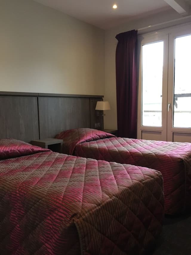 Twin Room, Mountain View