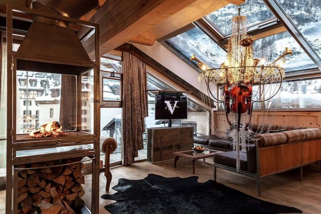 Sky & Stars Suite