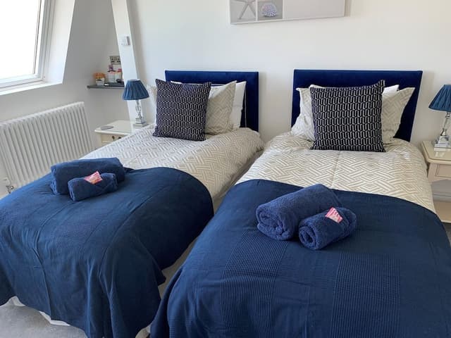 Superior Super King or Twin Suite with Sea View