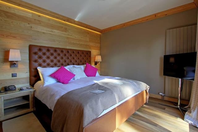 Suite, Balcony, Mountain View
