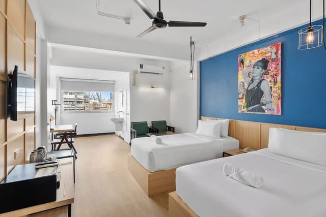 Deluxe Twin Room
