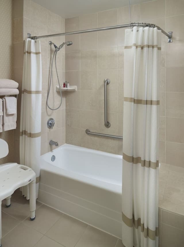 Room, 1 King Bed, Accessible (Accessible King Room)