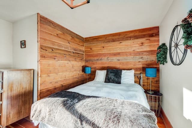 Deluxe House, Multiple Bedrooms, Mountain View, Mountainside