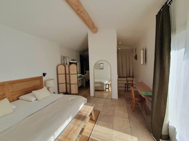 Comfort Room, 1 King Bed, Balcony, Pool View