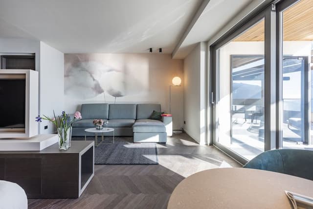 Suite, 1 King Bed, Balcony, Lake View (Argantos)