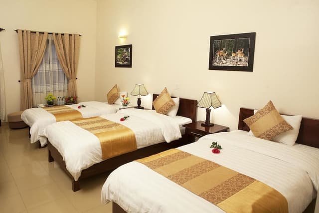 Family Triple Room, City View