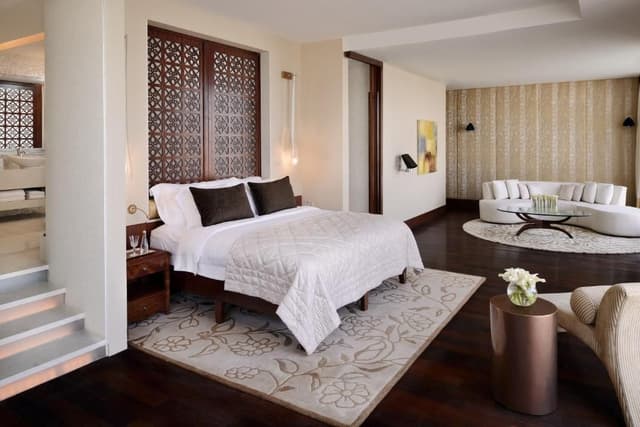 The Royal Penthouse Suite