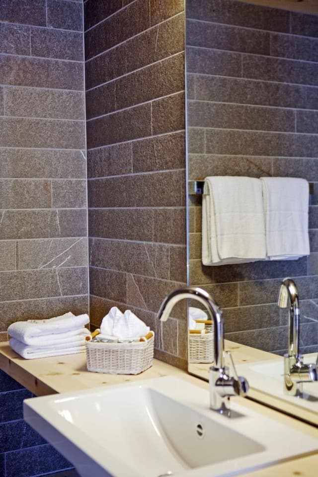 Double Room (Palue)