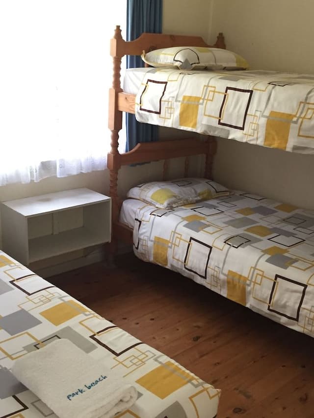 Standard Suite, 2 Bedrooms, Non Smoking, Kitchenette (Cabin)