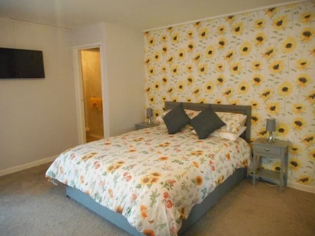 Superior Quadruple Room, Ensuite (Ground Floor)